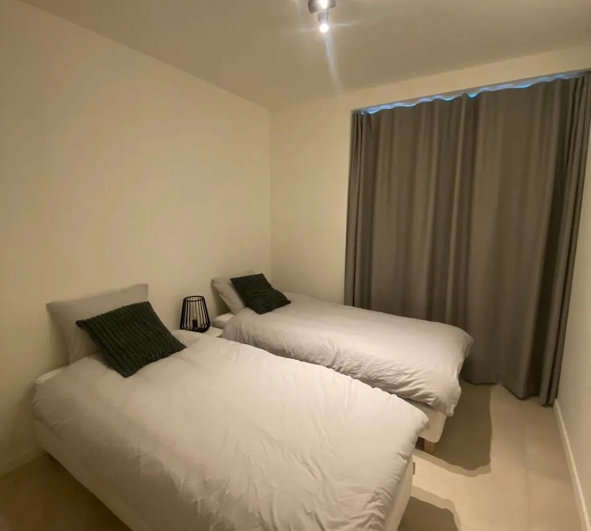 Rozee Apartment Ostend 0*,